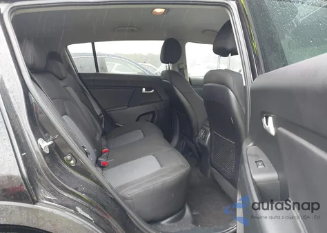 2014 Kia Sportage Lx z USA, uszkodzony, nr VIN KNDPB3ACXE7643182